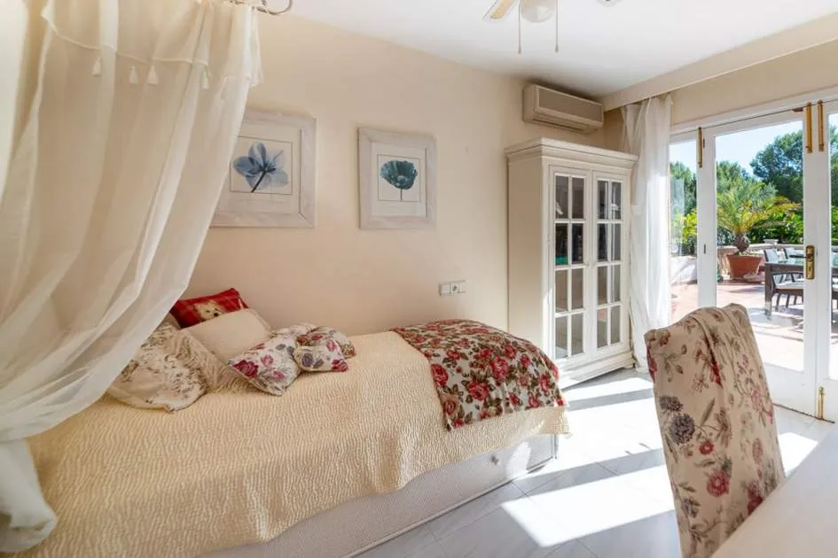 Beautiful Mediterranean villa with a charming garden and partial sea views in Costa d'en Blanes