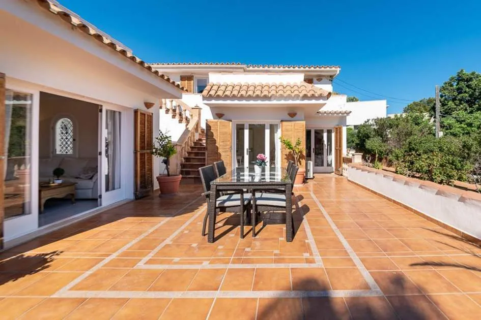 Beautiful Mediterranean villa with a charming garden and partial sea views in Costa d'en Blanes