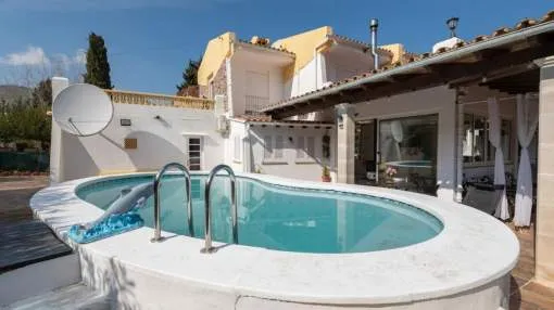 Villa with holiday licence and mountain views in Puerto Pollensa