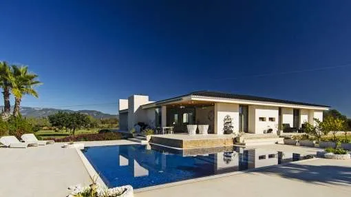 Stunning contemporary country home 5 minutes from Palma in Marratxi
Stunning contemporary country home 5 minutes from Palma in Marratxi