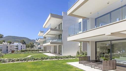 Modern apartment with garden and beach access in Camp de Mar
Modern apartment with garden and beach access in Camp de Mar