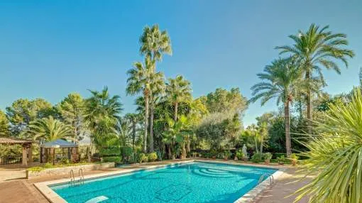 Magnificent classical villa with tennis court in Son Vida - Palma de Majorca
Magnificent classical villa with tennis court in Son Vida - Palma de Majorca