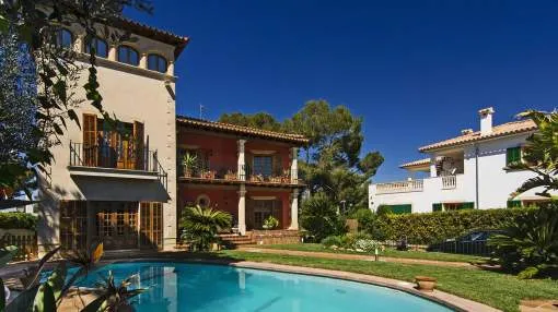 Manor villa near the sea in Son Veri
Manor villa near the sea in Son Veri