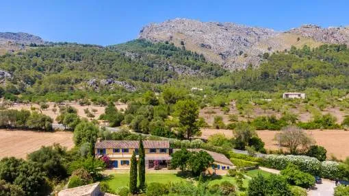 Delightful country property with guesthouse for sale, Pollensa
Delightful country property with guesthouse for sale, Pollensa