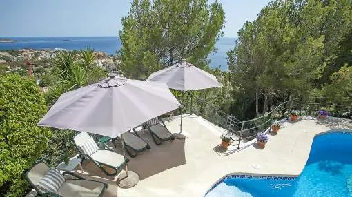 Villa with breathtaking sea views in Santa Ponsa
Villa with breathtaking sea views in Santa Ponsa