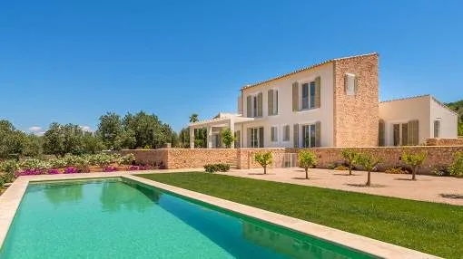 New built Finca with panoramic views
New built Finca with panoramic views