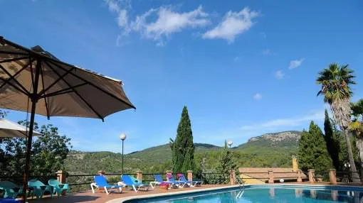 Beautifully located country house with rental license in Esporles
Beautifully located country house with rental license in Esporles