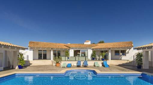 Holiday rental: Large Hacienda style country house
Holiday rental: Large Hacienda style country house