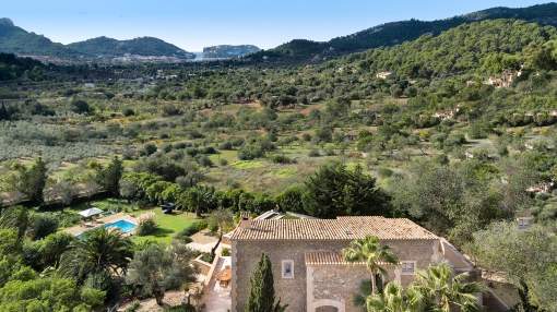 Modern natural stone finca near Port Andratx
Modern natural stone finca near Port Andratx