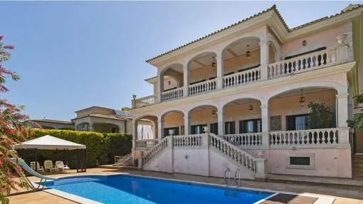 Exclusive frontline villa in Son Veri Nou
Exclusive frontline villa in Son Veri Nou
