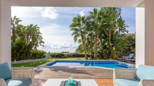 Modern villa with fantastic sea views Modern villa with fantastic sea views