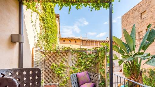 Elegant Belle Etage in the Cathedral district of Palma de Mallorca Elegant Belle Etage in the Cathedral district of Palma de Mallorca