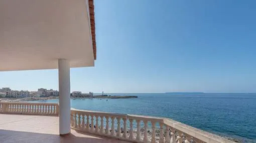 Stately villa by the sea in Colonia St. Jordi Stately villa by the sea in Colonia St. Jordi
