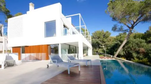 Very well maintained property with sea views Very well maintained property with sea views