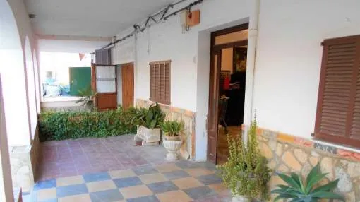 Large village house with renovation needs - three units Large village house with renovation needs - three units
