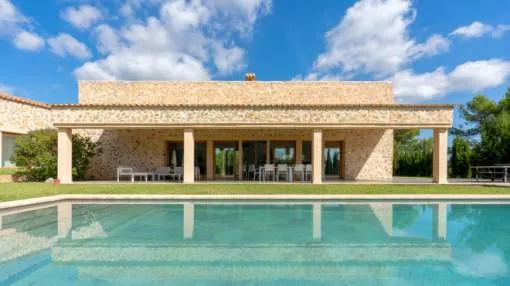 Country house with swimming pool, 5 bedrooms near to Alcudia