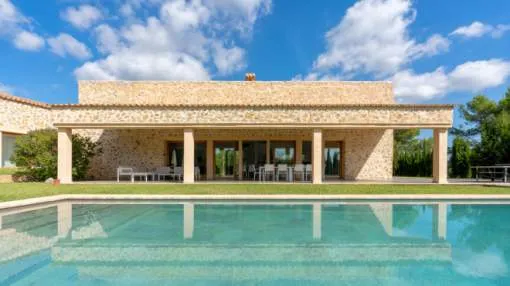 Country house with swimming pool, 5 bedrooms near to Alcudia Country house with swimming pool, 5 bedrooms near to Alcudia