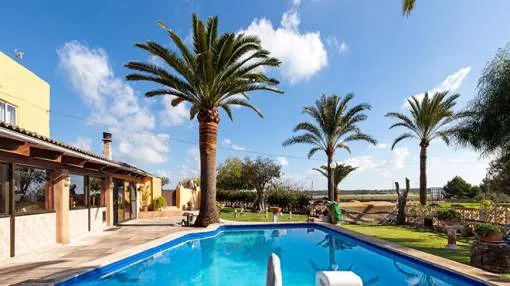 Country house near village with vacation rental licence Country house near village with vacation rental licence