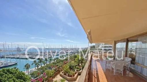 
                    FLAT WITH SPECTACULAR SEA AND PROMENADE VIEWS
                