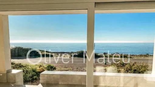 SEAFRONT: GROUNDFLOOR APARTMENT WITH TERRACES AND SEAVIEW
SEAFRONT: GROUNDFLOOR APARTMENT WITH TERRACES AND SEAVIEW
