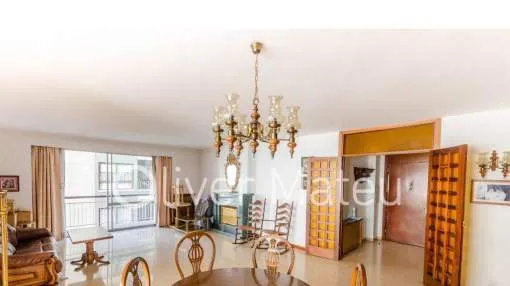 SPACIOUS FLAT WITH LIFT AND PARKING SPACE NEXT TO TENNIS CLUB IN SANTA CATALINA
SPACIOUS FLAT WITH LIFT AND PARKING SPACE NEXT TO TENNIS CLUB IN SANTA CATALINA