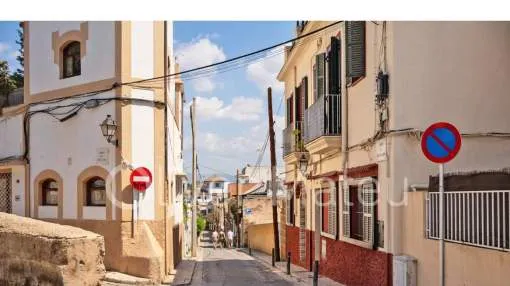 MALLORCAN STYLE FLAT
MALLORCAN STYLE FLAT
