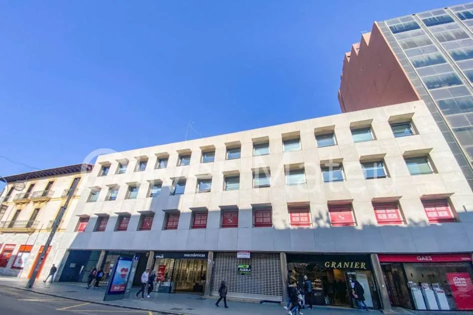 
                    OFFICES FOR SALE IN EL SINDICAT
                