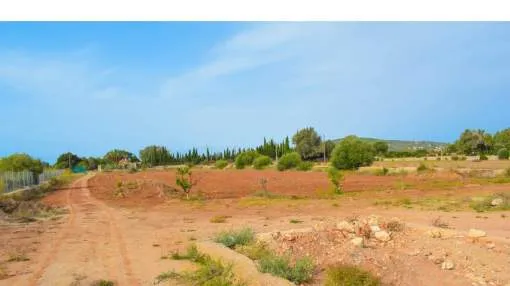 BUILDING PLOT WITH PROJECT AND LICENSE, READY FOR CONSTRUCTION
BUILDING PLOT WITH PROJECT AND LICENSE, READY FOR CONSTRUCTION