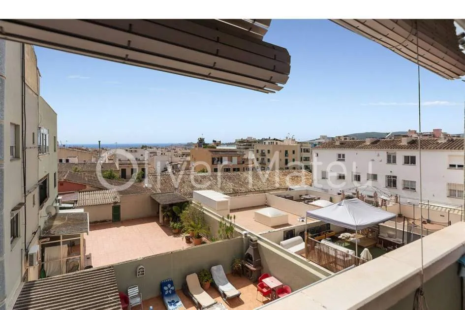 
                    OPPORTUNITY: FLAT WITH PARKING SPACE IN SANTA CATALINA
                