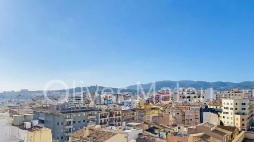 
                    CENTRALLY LOCATED RENOVATED FLAT WITH HIGH QUALITIES
                