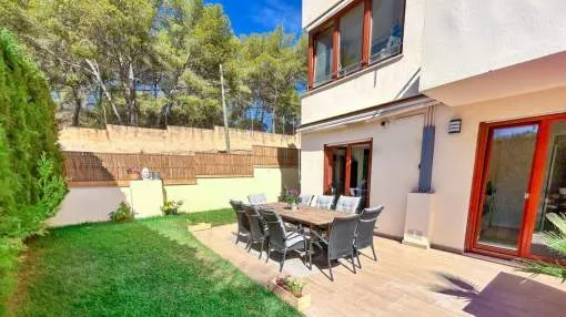 
                    GROUND FLOOR FLAT WITH TERRACE, GARDEN AND PARKING
                