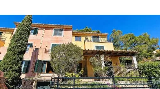 
                    SEMI-DETACHED HOUSE STEPS AWAY FROM THE BEACH IN PORTALS NOUS
                