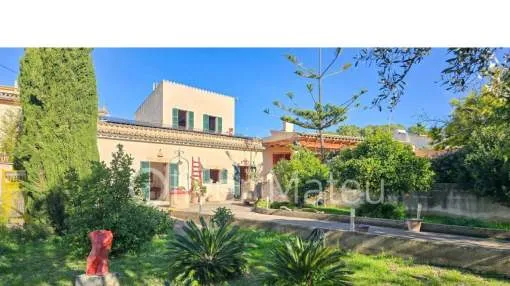 
                    MALLORCAN HOUSE WITH GARDEN AND GARAGE
                