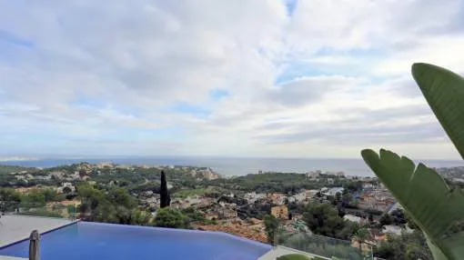 Exclusive luxury penthouse with panoramic sea views in Genova Exclusive luxury penthouse with panoramic sea views in Genova