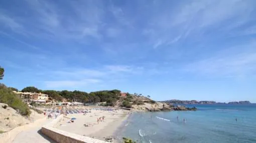 Renovated apartment close to the beach in Paguera Renovated apartment close to the beach in Paguera
