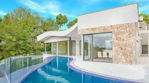 Beautiful newly built villa in Cas Català