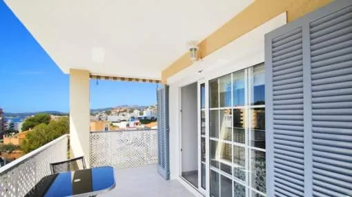 Seaview apartment close to the beach in Santa Ponsa