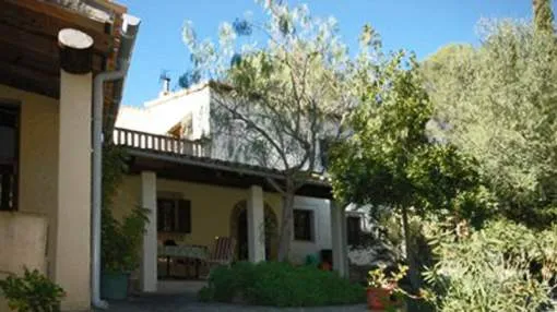 Charming country house with a guest apartment close to Andratx Charming country house with a guest apartment close to Andratx
