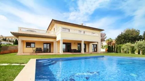 Modern luxury villa with sea view in Nova Santa Ponsa