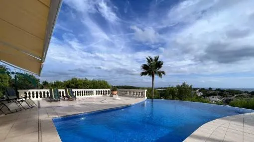 Exclusive sea view villa in Bendinat