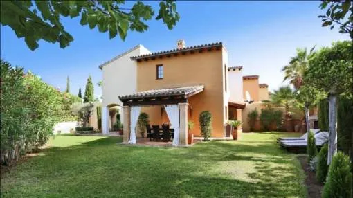 Charming Mediterranean villa in a nice residence in Santa Ponsa