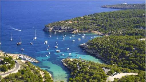 First-line plots with sea access in Sol de Mallorca First-line plots with sea access in Sol de Mallorca