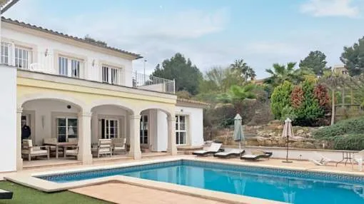 Lovely villa with swimming pool in a calm residential area of Nova Santa Ponsa