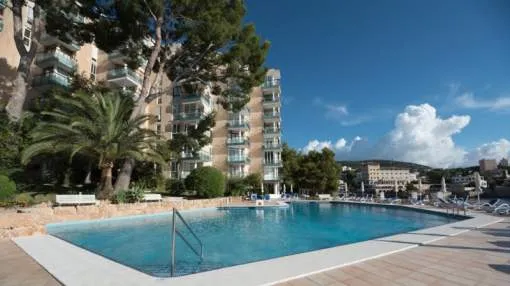 Modern apartment overlooking the sea in Illetas Modern apartment overlooking the sea in Illetas