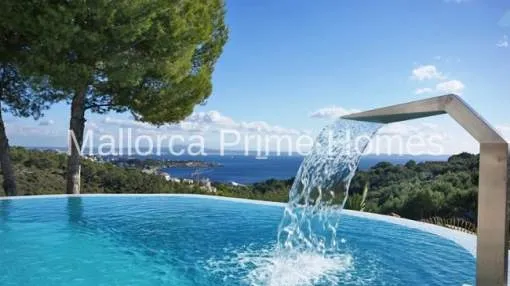 Luxurious designer villa with sea views in Bendinat