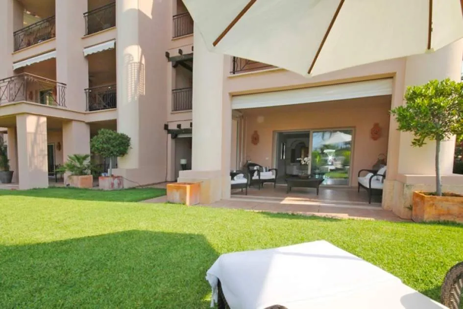 Luxury garden-apartment in Nova Santa Ponsa