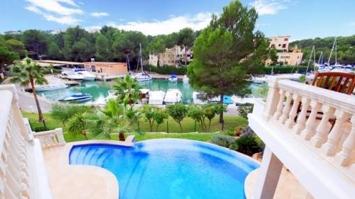 First-line luxury villa in harbour of Santa Ponsa First-line luxury villa in harbour of Santa Ponsa