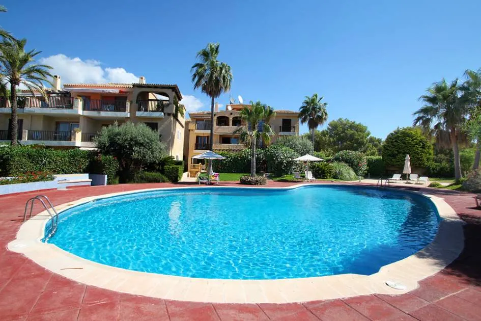 Beautiful apartment in residence with pool in Nova Santa Ponsa