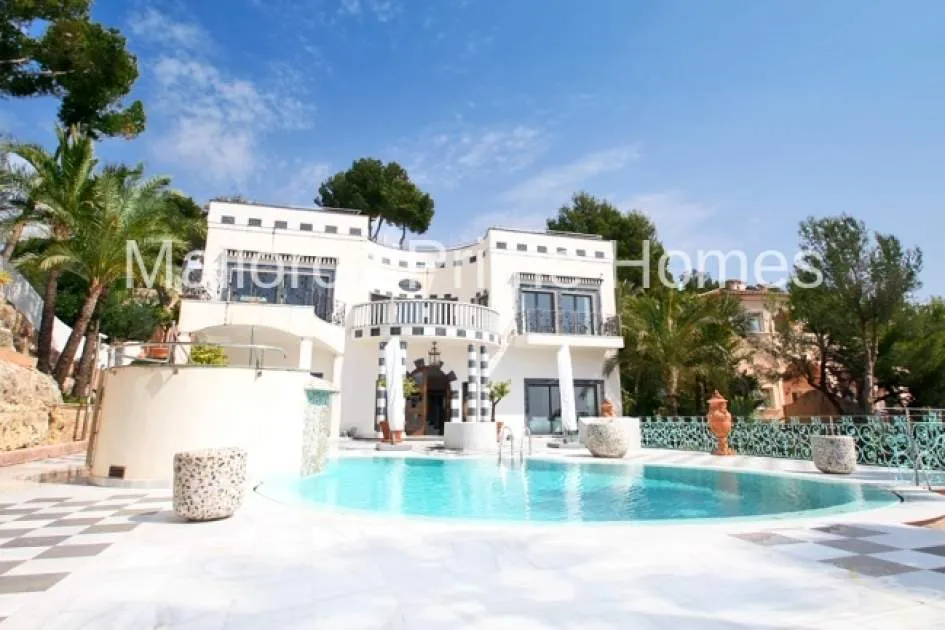 Majestic villa designed by Italian architect in Bendinat