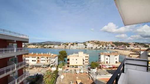 Apartment overlooking the sea and the beach in Santa Ponsa´s centre
